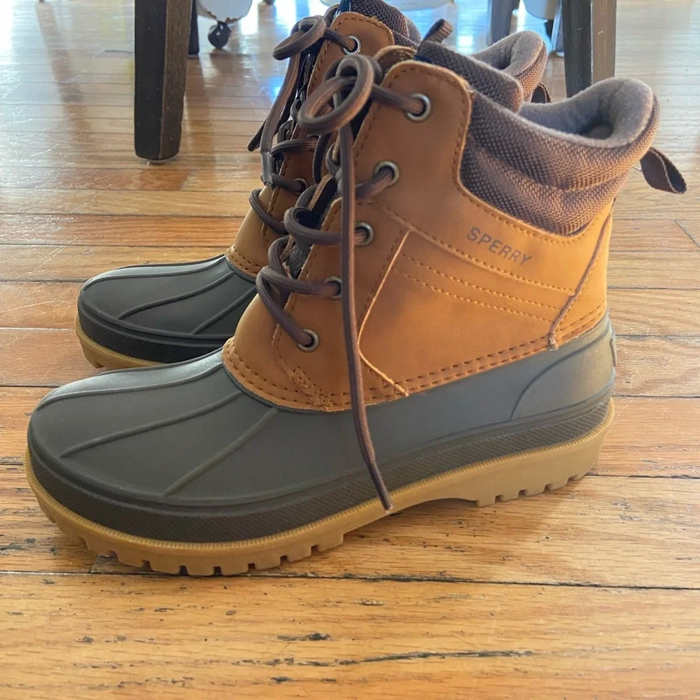 Sperry top sider storm hopper duck rain/snow Boots